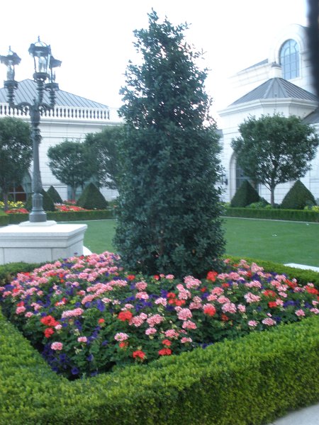 Trip (3).JPG - Gardens at the hotel "The Grand America" in Salt Lake City, Utah.